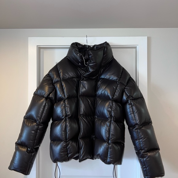 Givenchy Puffer Jucket - Picture 2 of 10